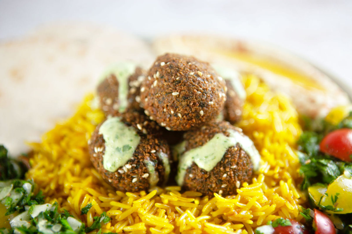 đĩa falafel